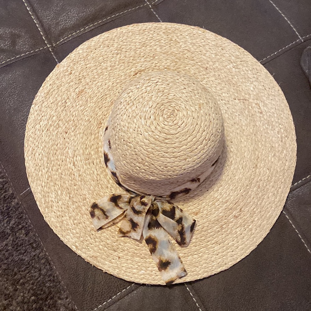 Scala Summer Hat In Good Condition - image 4
